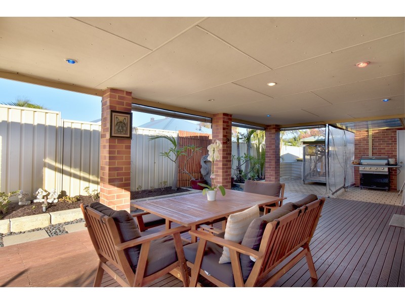 25 Busch Parkway, Pearsall WA 6065