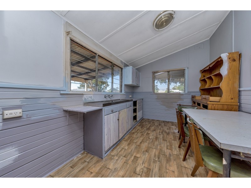 24 Allnutt Street, Mandurah WA 6210