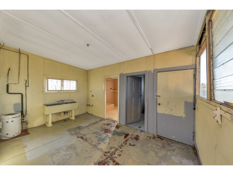 24 Allnutt Street, Mandurah WA 6210