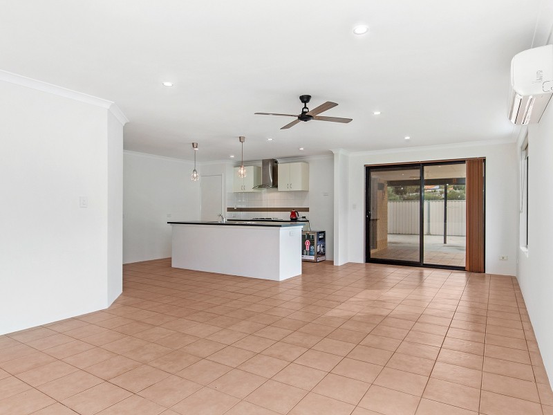 34 Burkett Terrace, Bertram WA 6167