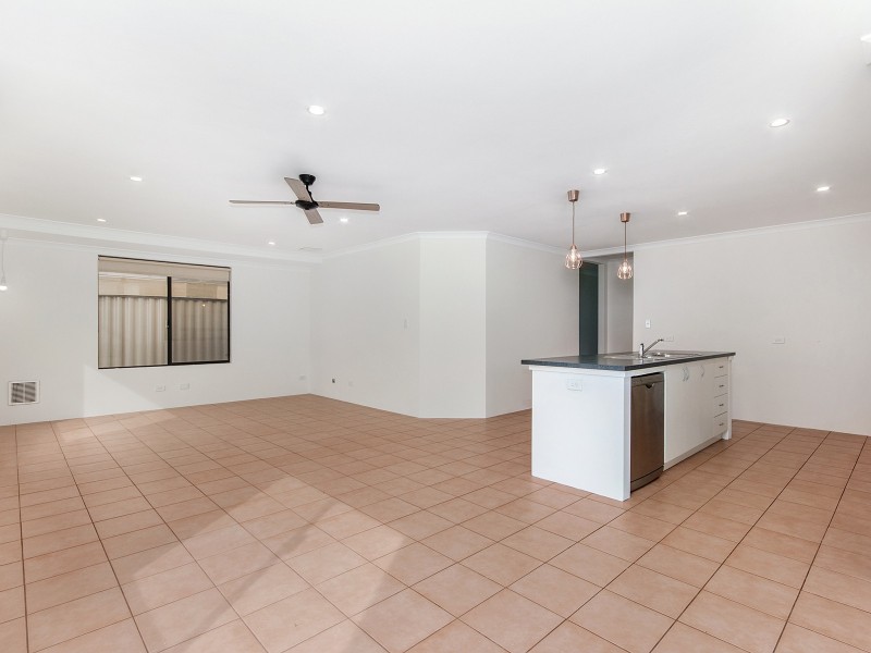 34 Burkett Terrace, Bertram WA 6167