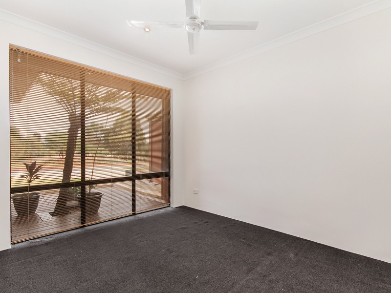 34 Burkett Terrace, Bertram WA 6167