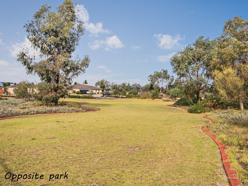 34 Burkett Terrace, Bertram WA 6167