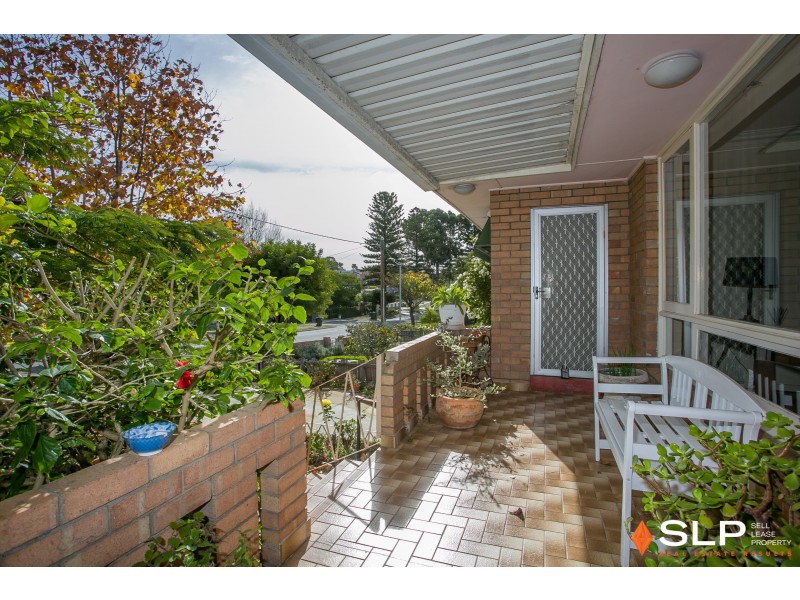 18 Paget Street, Hilton WA 6163