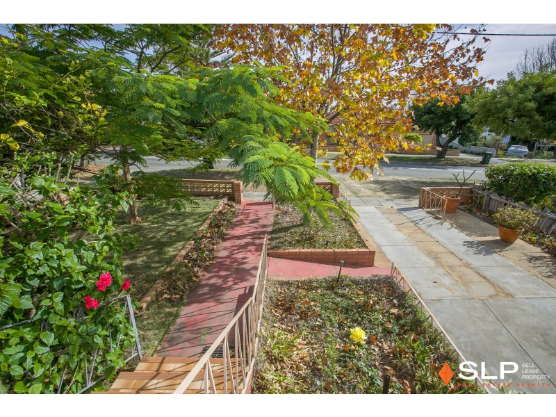 18 Paget Street, Hilton WA 6163