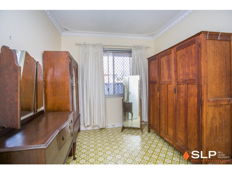 18 Paget Street, Hilton WA 6163