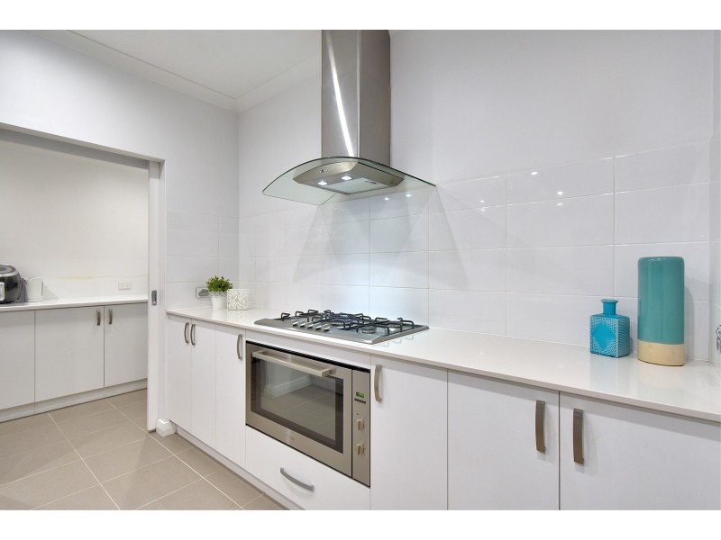 20 Azolla Street, Banksia Grove WA 6031