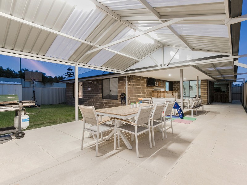 32 Sellafield Bend, Waikiki WA 6169