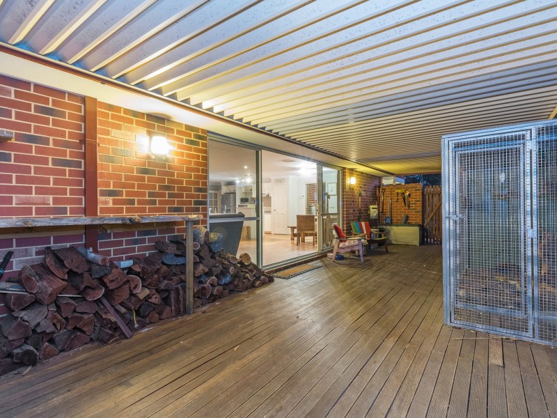 2 Overdene Pass, Banksia Grove WA 6031