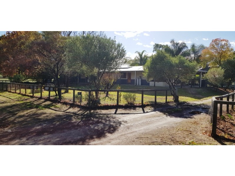 21 Fewster Street, Muchea WA 6501