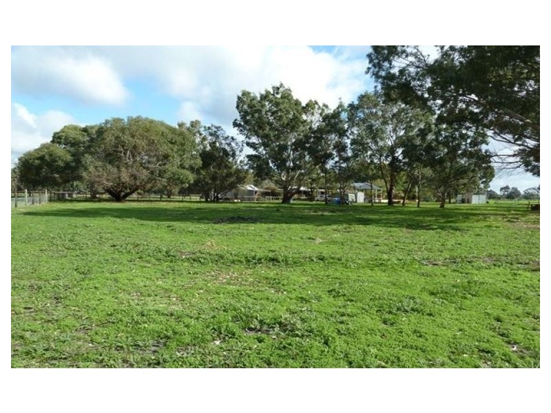 21 Fewster Street, Muchea WA 6501