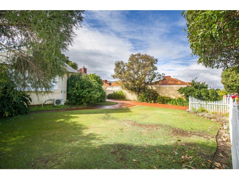 3 Oakney Avenue, Nollamara WA 6061