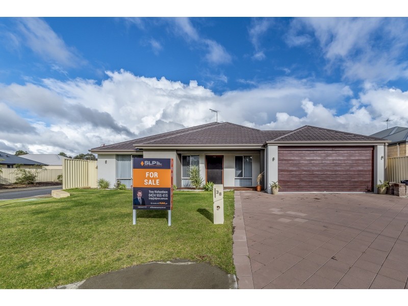 38 Naturaliste Drive, Pinjarra WA 6208