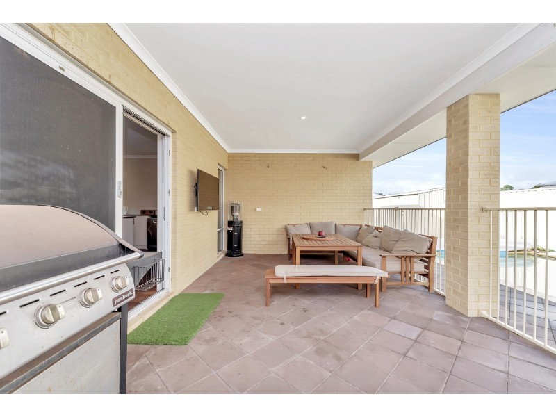 38 Naturaliste Drive, Pinjarra WA 6208