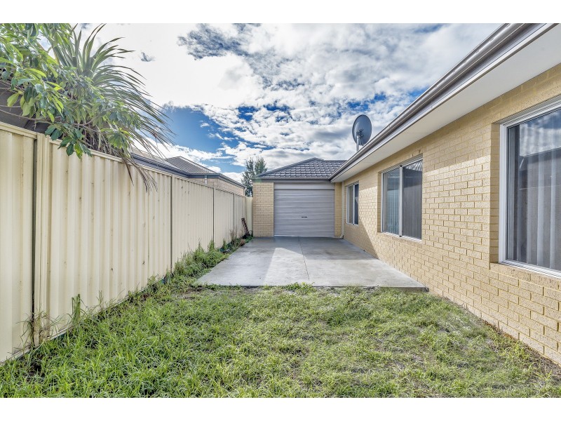 38 Naturaliste Drive, Pinjarra WA 6208