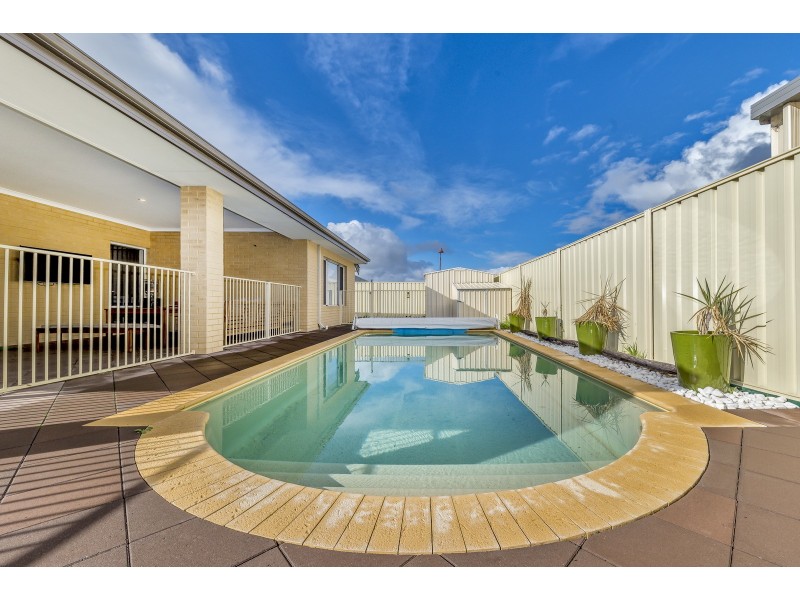 38 Naturaliste Drive, Pinjarra WA 6208