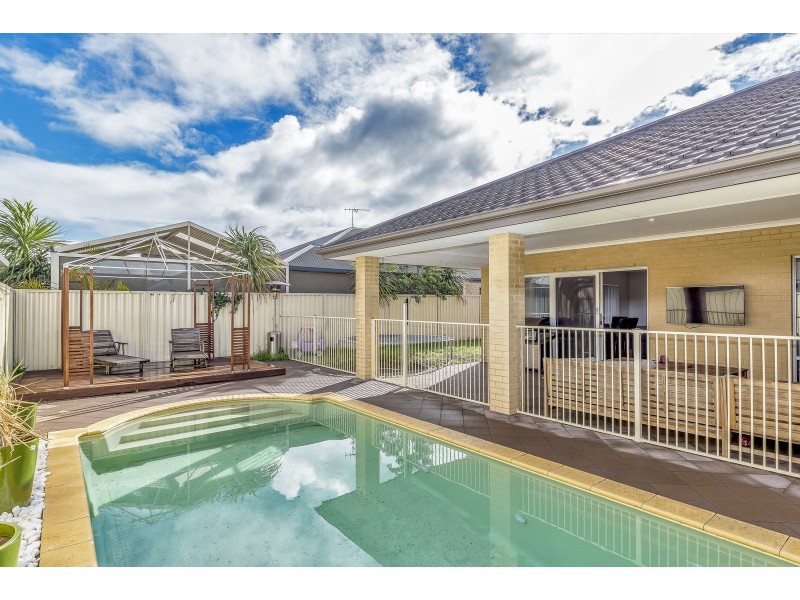 38 Naturaliste Drive, Pinjarra WA 6208