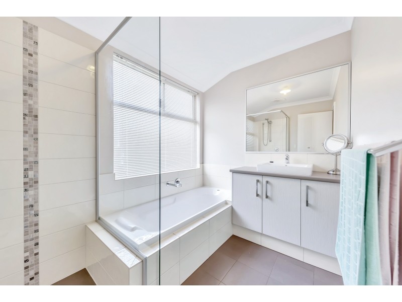 38 Naturaliste Drive, Pinjarra WA 6208