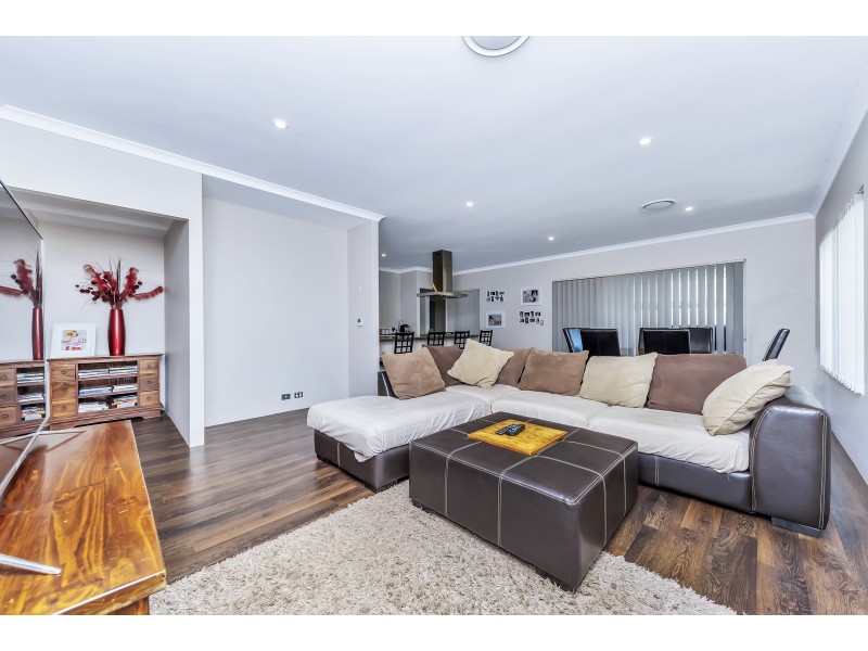 38 Naturaliste Drive, Pinjarra WA 6208