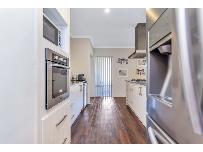 38 Naturaliste Drive, Pinjarra WA 6208