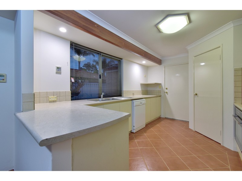 17 Coolamine Close, Carramar WA 6031