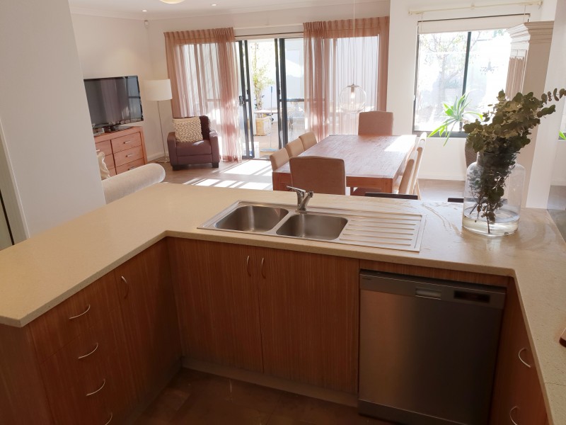 15B Civic Place, Stirling WA 6021