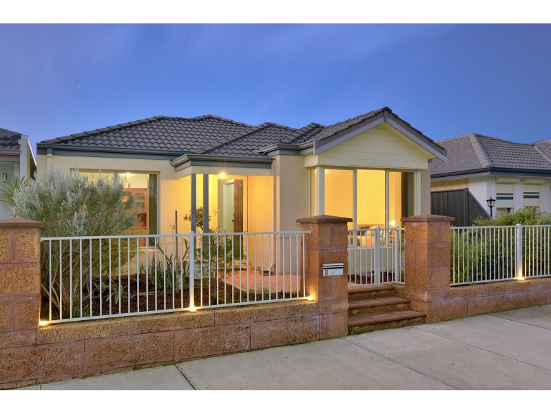 8 Protea Way, Banksia Grove WA 6031