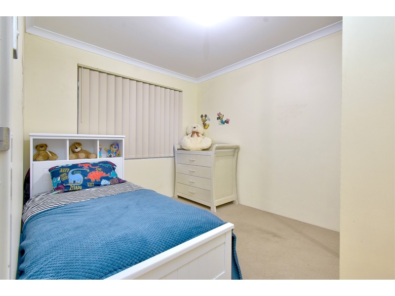 8 Protea Way, Banksia Grove WA 6031