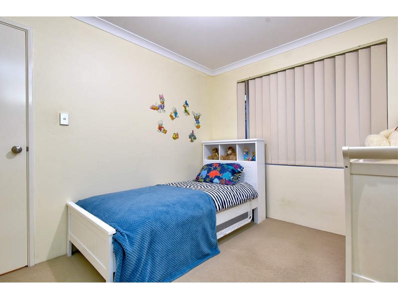 8 Protea Way, Banksia Grove WA 6031