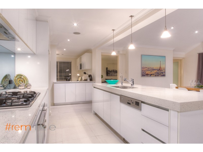 5 Bundoran Approach, Hilbert WA 6112