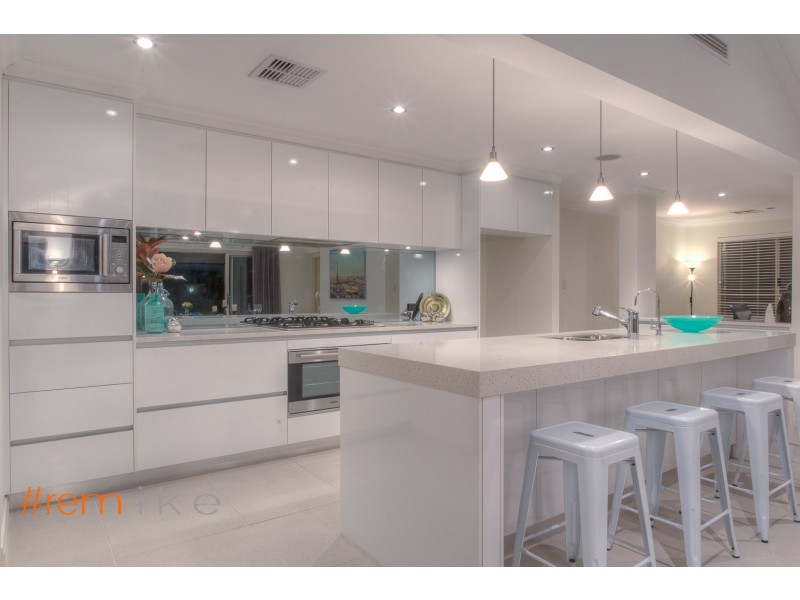 5 Bundoran Approach, Hilbert WA 6112