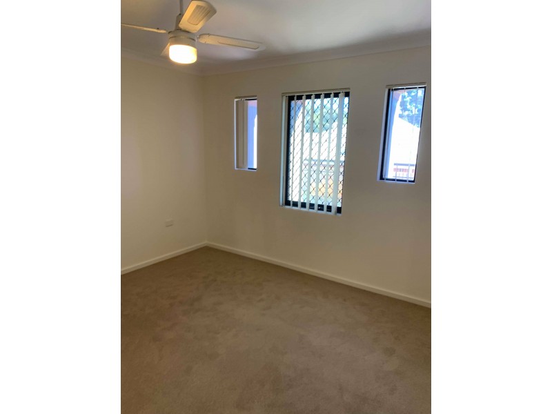 3/2 Camberwell Road, Balga WA 6061