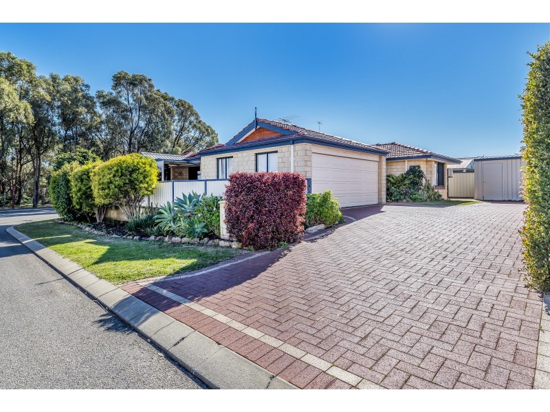 22 Portrush Parade, Meadow Springs WA 6210