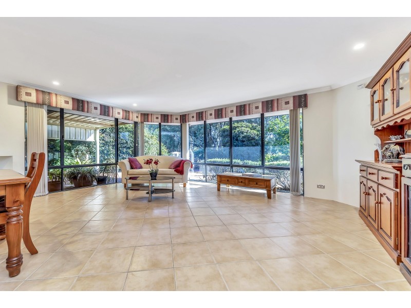 22 Portrush Parade, Meadow Springs WA 6210