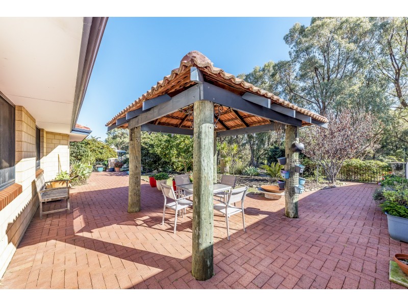 22 Portrush Parade, Meadow Springs WA 6210