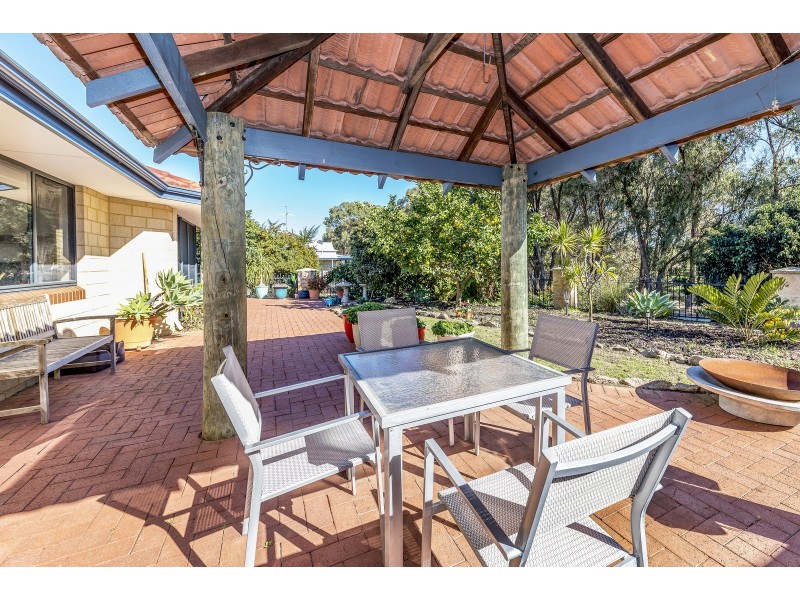 22 Portrush Parade, Meadow Springs WA 6210