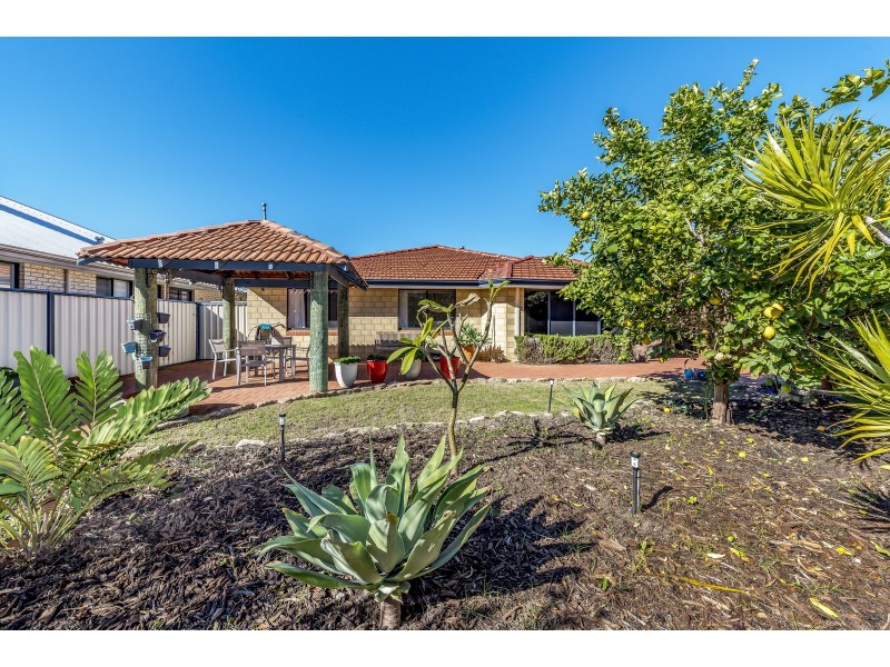 22 Portrush Parade, Meadow Springs WA 6210