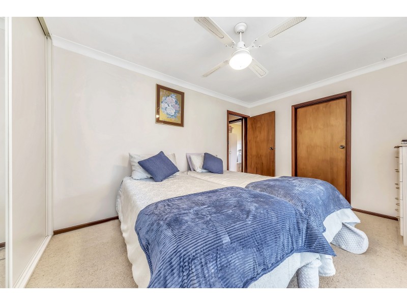 16 Arundel Drive, Halls Head WA 6210