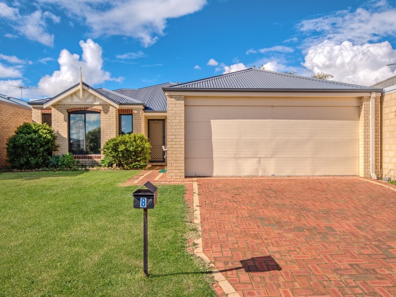 8 Tangier Parkway, Port Kennedy WA 6172