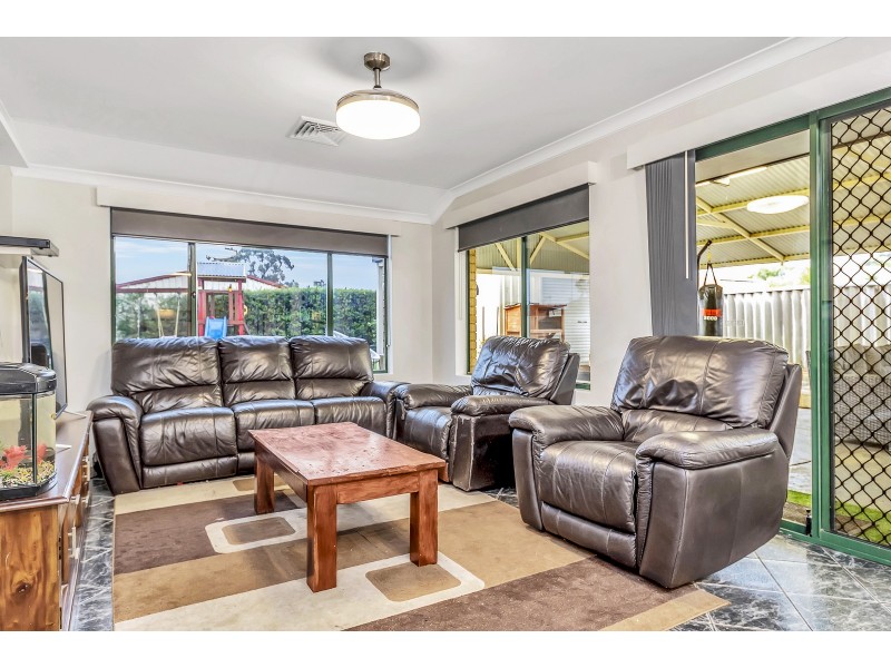 104 Murdoch Drive, Greenfields WA 6210