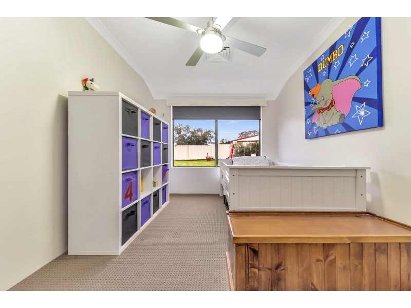 104 Murdoch Drive, Greenfields WA 6210