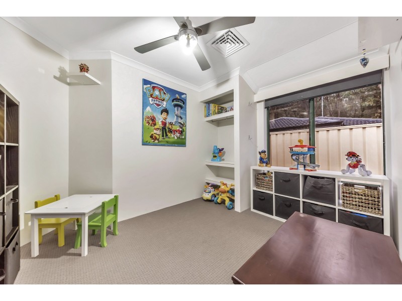 104 Murdoch Drive, Greenfields WA 6210