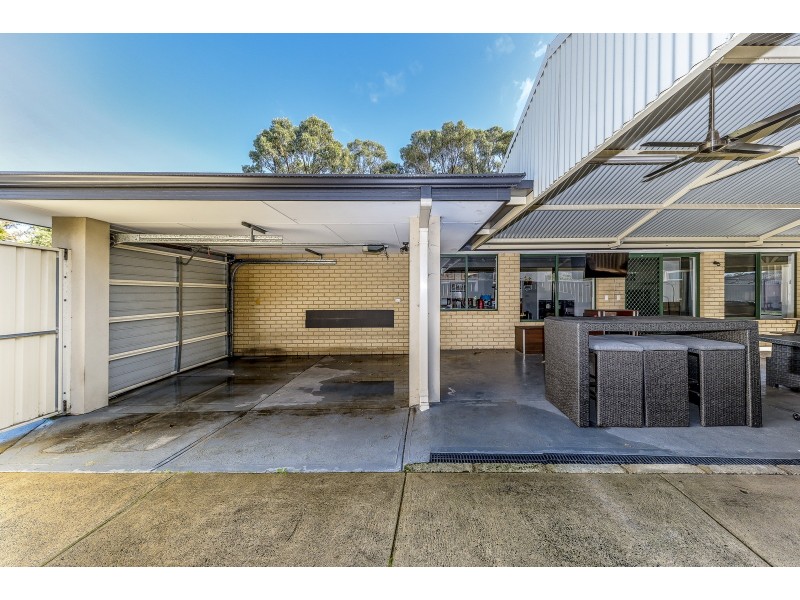 104 Murdoch Drive, Greenfields WA 6210