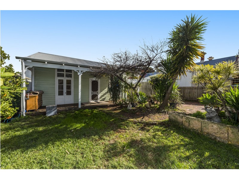 31 Sewell Street, East Fremantle WA 6158