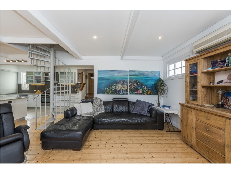 31 Sewell Street, East Fremantle WA 6158