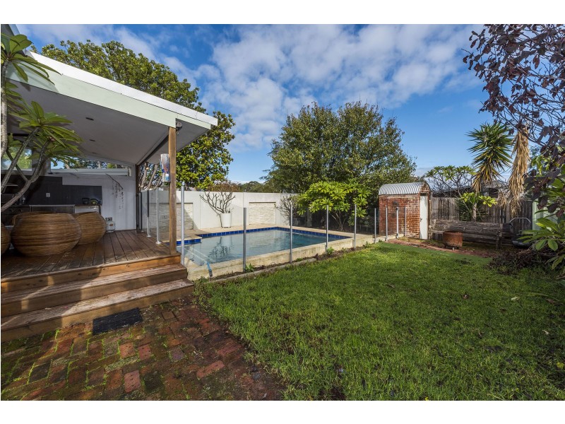 31 Sewell Street, East Fremantle WA 6158