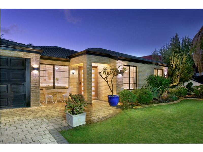111 Balladong Loop, Carramar WA 6031