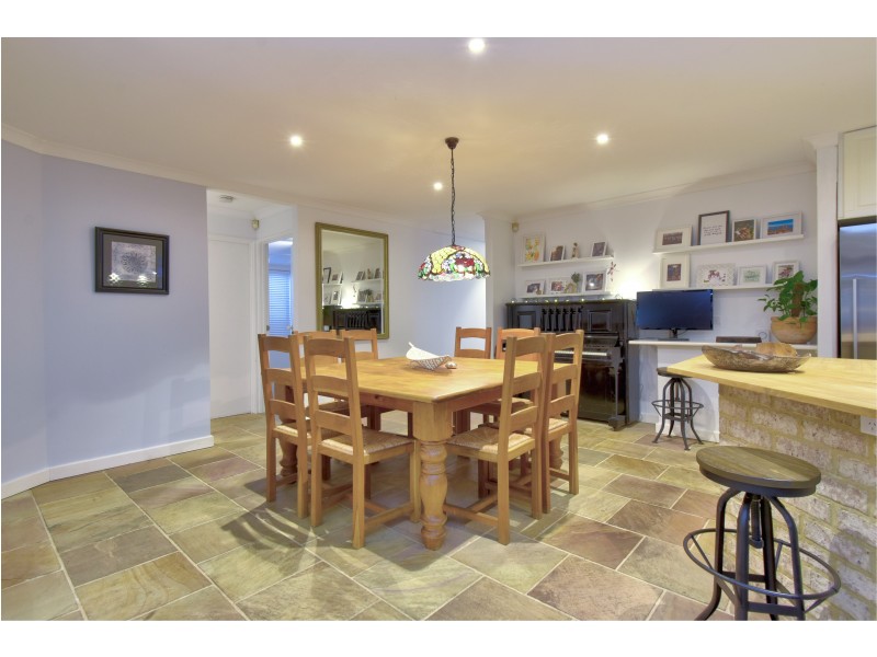 111 Balladong Loop, Carramar WA 6031