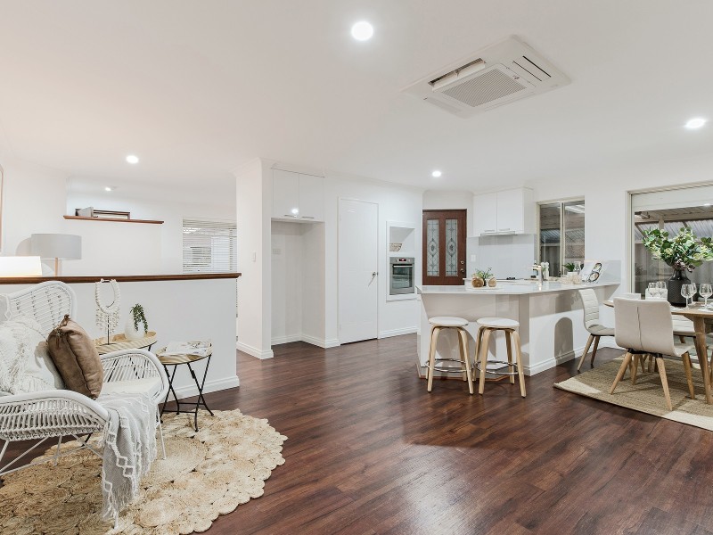 61 Mornington Boulevard, Waikiki WA 6169