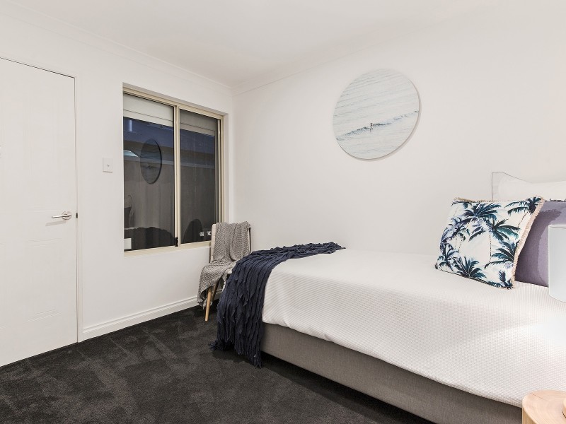 61 Mornington Boulevard, Waikiki WA 6169